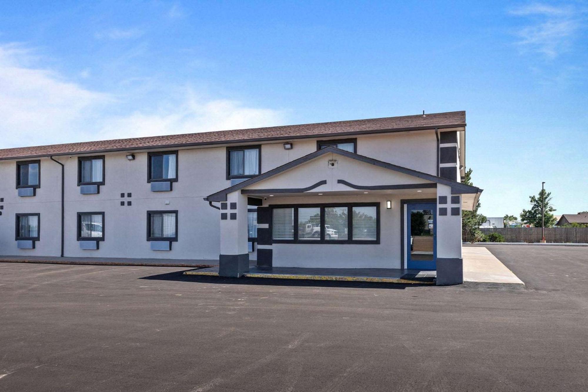 Motel 6 Brighton Co Denver Northeast Zewnętrze zdjęcie